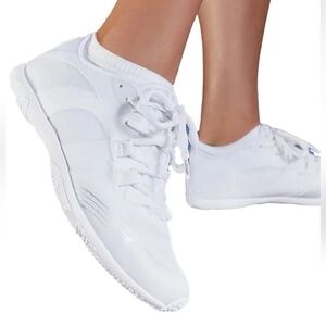 Varsity Spirit Phantom Cheer Shoes Ultra Lightweight Superior Grip In White 10